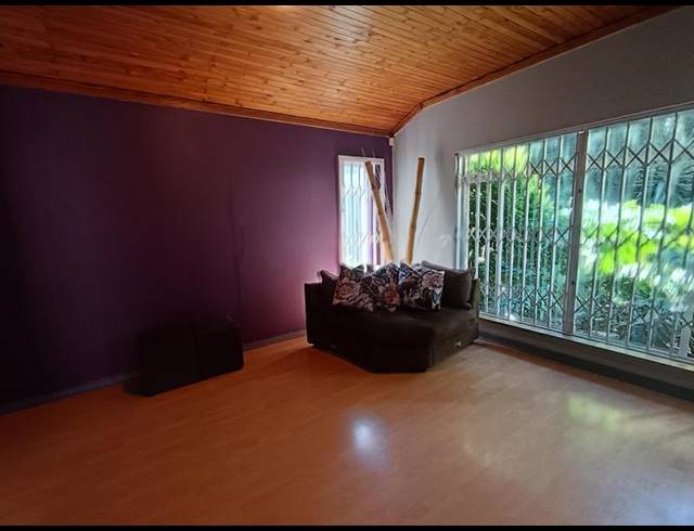 4 BEDROOM HOUSE FOR SALE IN WANNENBURGHOOGTE